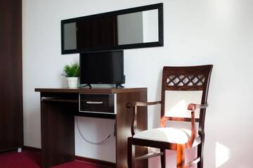 Фото номера Двухместный номер с 2 отдельными кроватями Мини-отель Hotel Złotogórski г. Kościelec 12