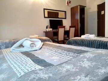 Фото номера Трехместный номер Мини-отель Hotel Złotogórski г. Kościelec 4